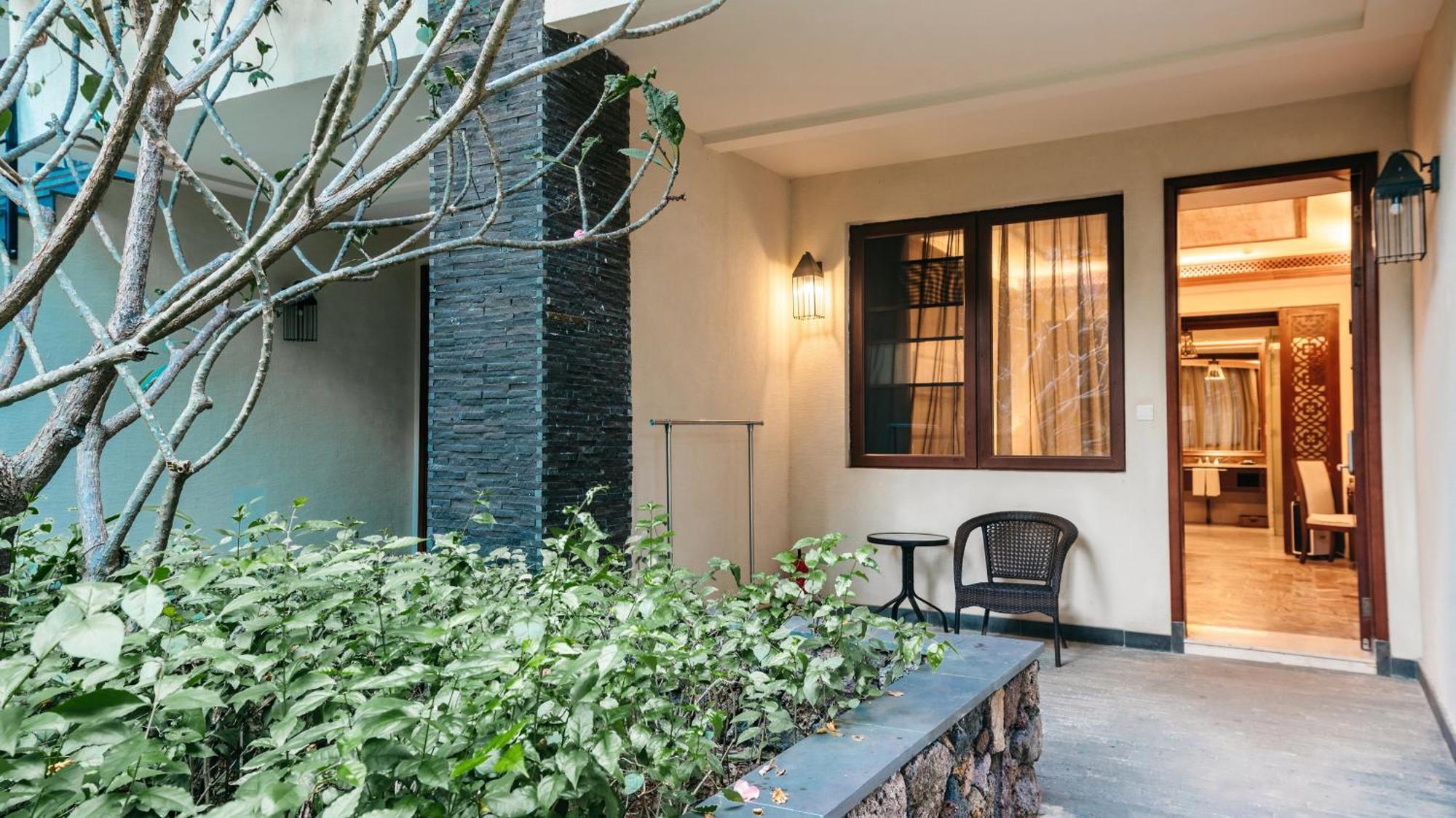 Stony Brook Villa Jianguo Resort Саня Екстериор снимка