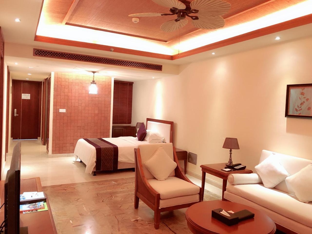 Stony Brook Villa Jianguo Resort Саня Екстериор снимка